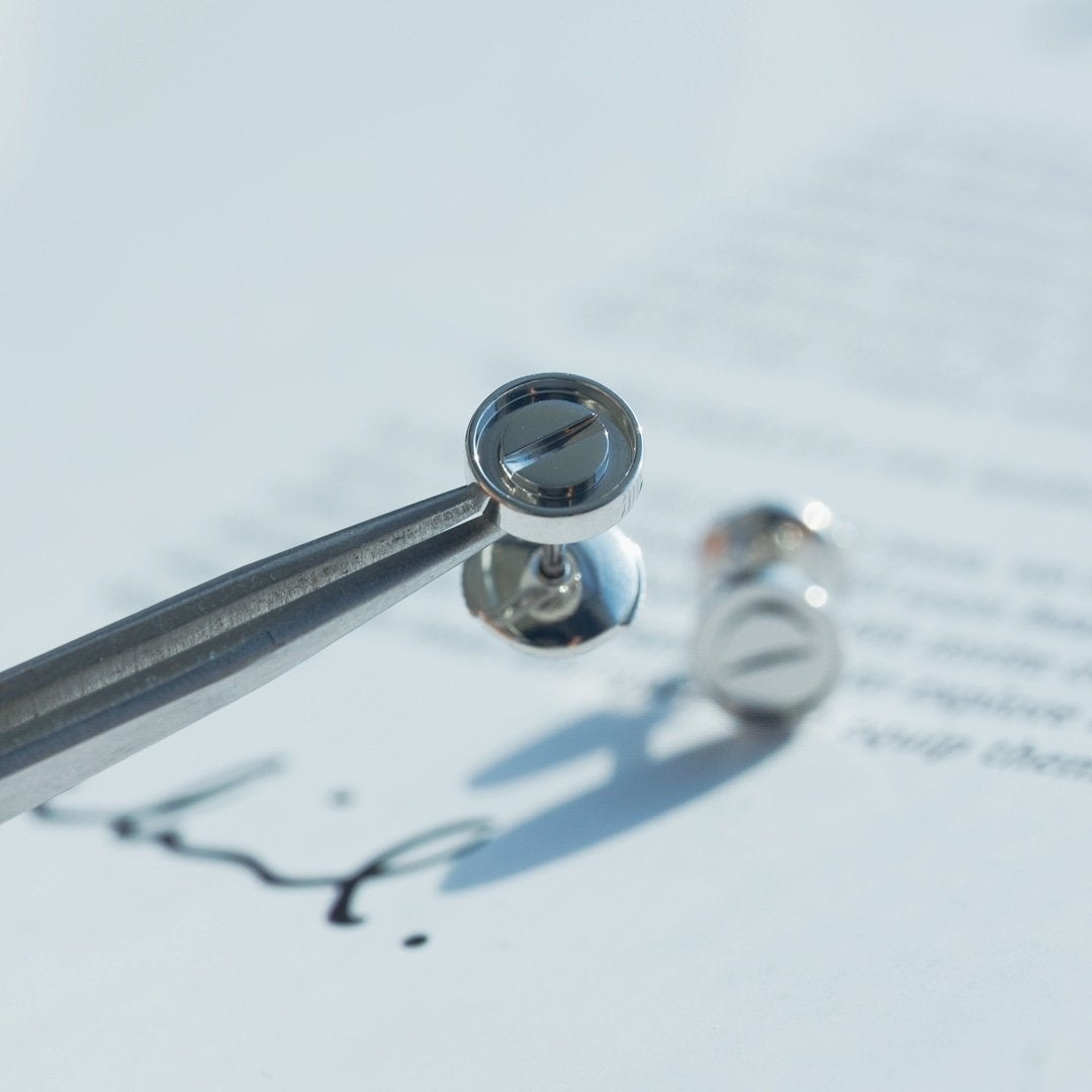 [Crown & Jewelry]LOVE EARRINGS SILVER 10MM