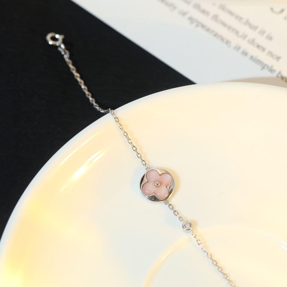 [Crown & Jewelry]SUN MOTIF PINK MOP SILVER BRACELET