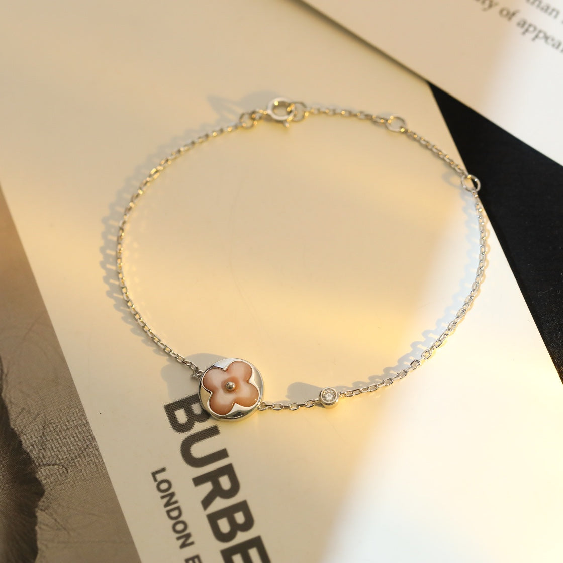 [Crown & Jewelry]SUN MOTIF PINK MOP SILVER BRACELET