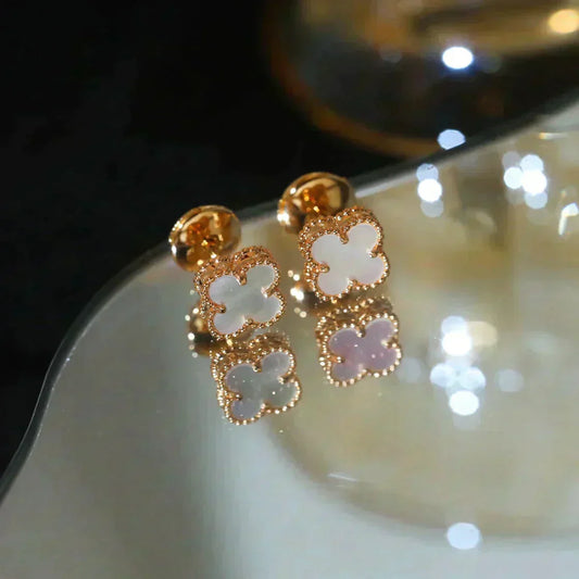 [Crown & Jewelry]CLOVER MINI 9.5MM WHITE MOP EARRINGS