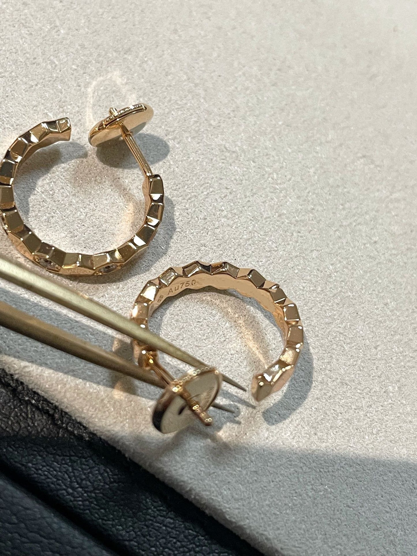 [Crown & Jewelry]Hollow Design Four-Leaf Clover Flower Shape Ring