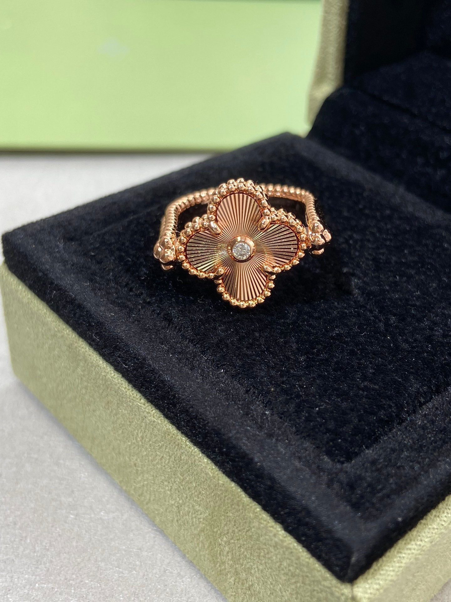 [Crown & Jewelry]CLOVER RIVERSIBLE ROSE GOLD RING