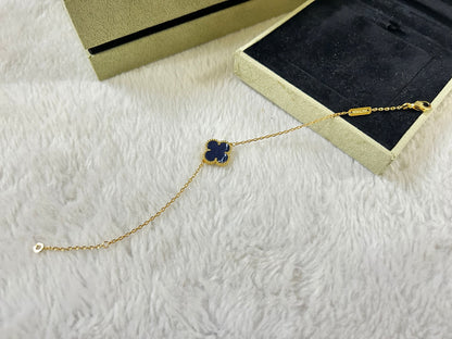 [Crown & Jewelry]CLOVER 1 MOTIF PIETERSITE BRACELET