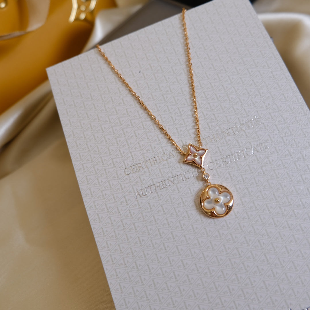 [Crown & Jewelry]STAR AND SUN WHITE MOP 2 MOTIF PINK GOLD NECKLACE