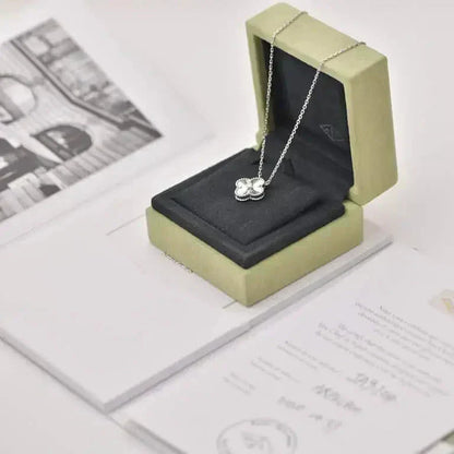 [Crown & Jewelry]CLOVER  15MM DIAMOND LASER NECKLACE SILVER