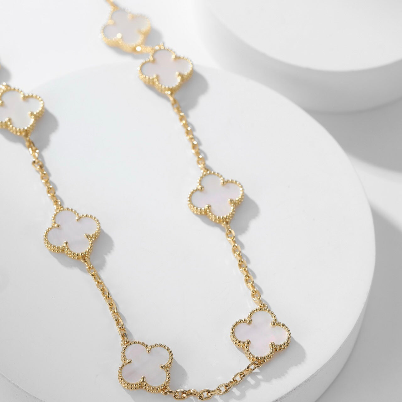 [Crown & Jewelry]CLOVER 10 MOTIFS WHITE MOTHER OF PEARL NECKLACE