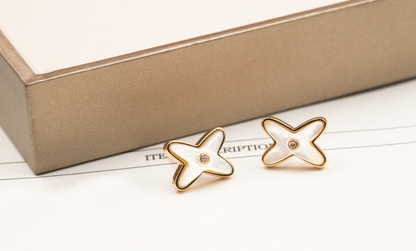 [Crown & Jewelry]JEUX DE WHITE MOP PINK GOLD DIAMOND EARRINGS