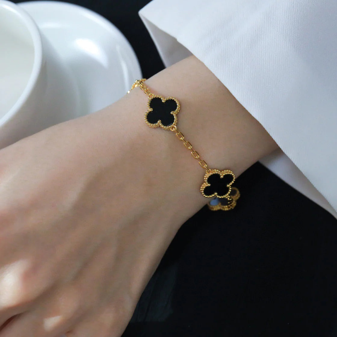 [Crown & Jewelry]CLOVER  5 MOTIFS BLACK ONYX BRACELET