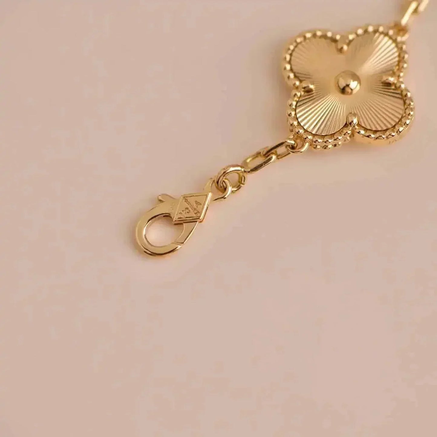 [Crown & Jewelry]CLOVER 5 FLOWERS LASER BRACELET